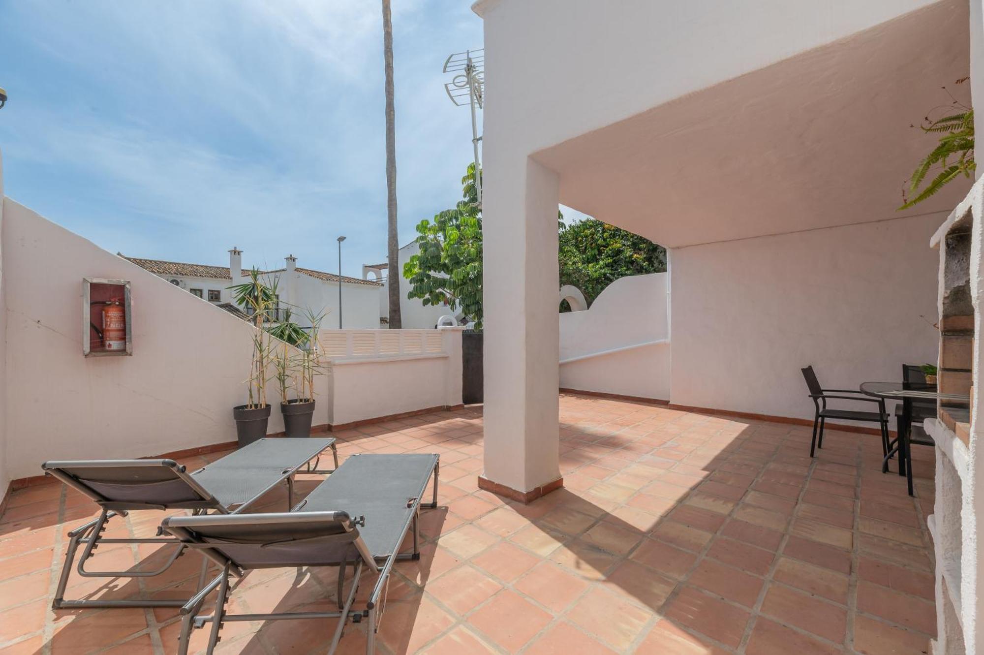 Apartamento Con Amplio Porche Y Bbq Benalmadena Ngoại thất bức ảnh