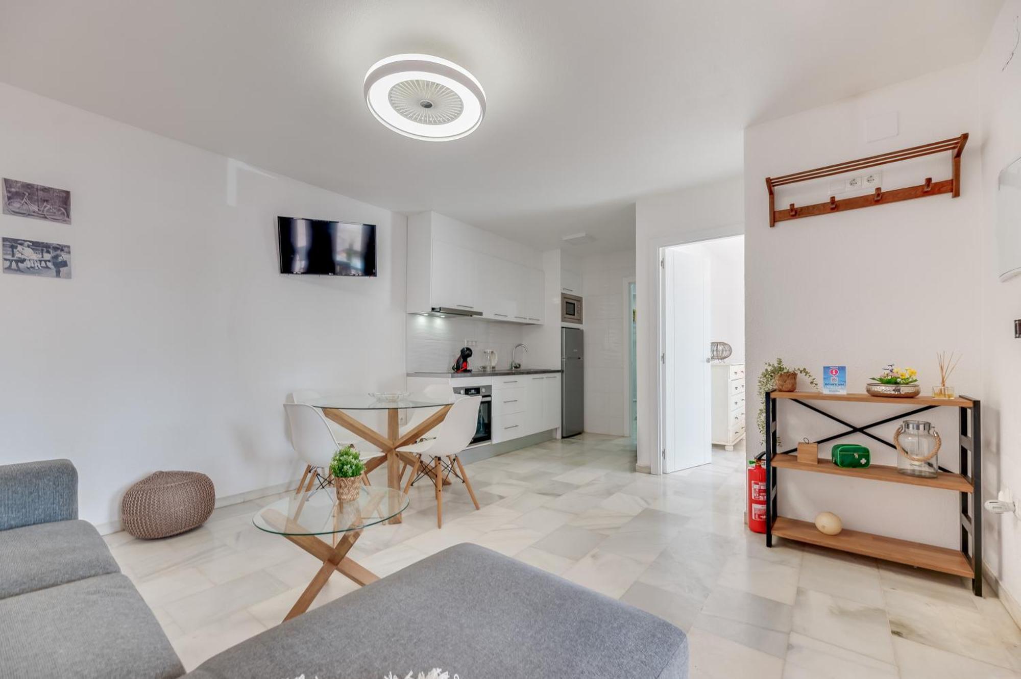 Apartamento Con Amplio Porche Y Bbq Benalmadena Ngoại thất bức ảnh